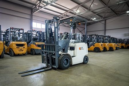  Электрический погрузчик GOODSENSE FB20Li 2,0т 3,0м литий 80в/150Ач Арт 734851 низкие цены 